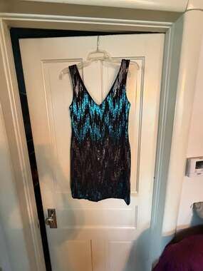As U Wish Sleeveless V-Neck Ombre Sequin Bodycon Mini Dress